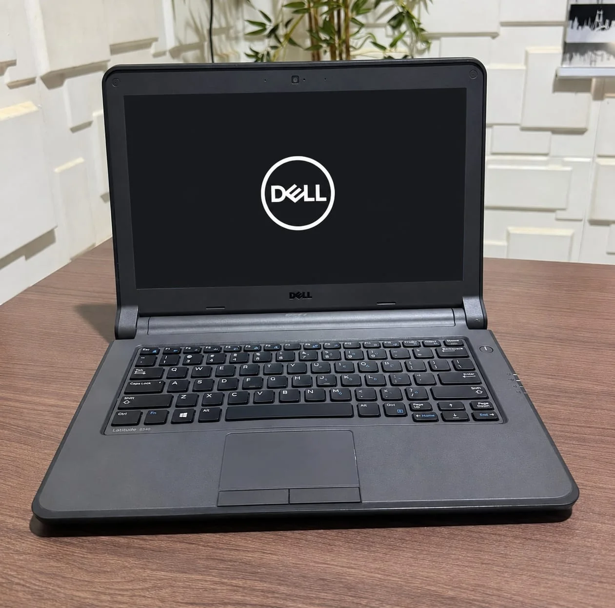 Dell Latitude 3350 | Intel Core i5 - 5th Generation | 8GB | 500GB