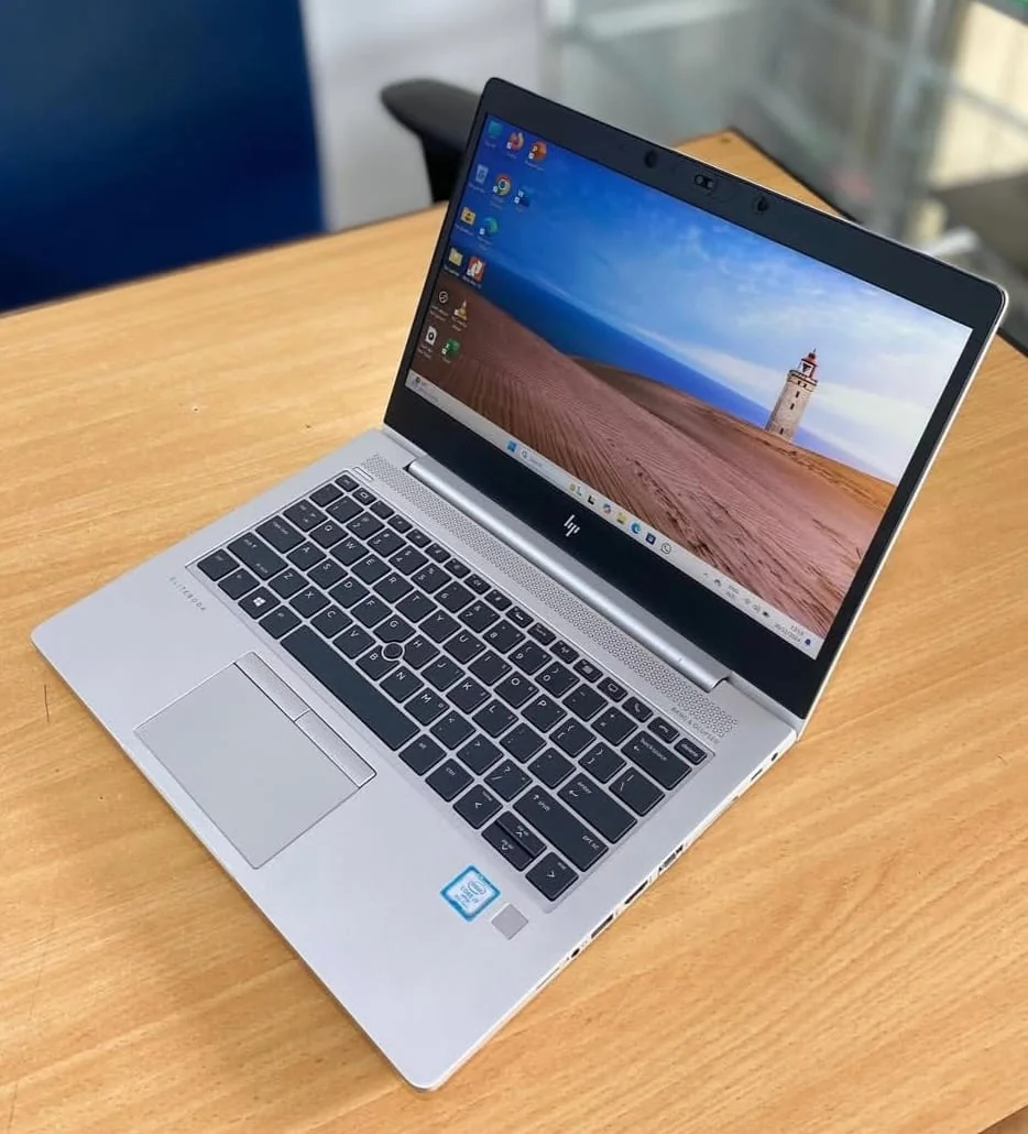 HP EliteBook 830 G5 | 8GB | 256GB SSD