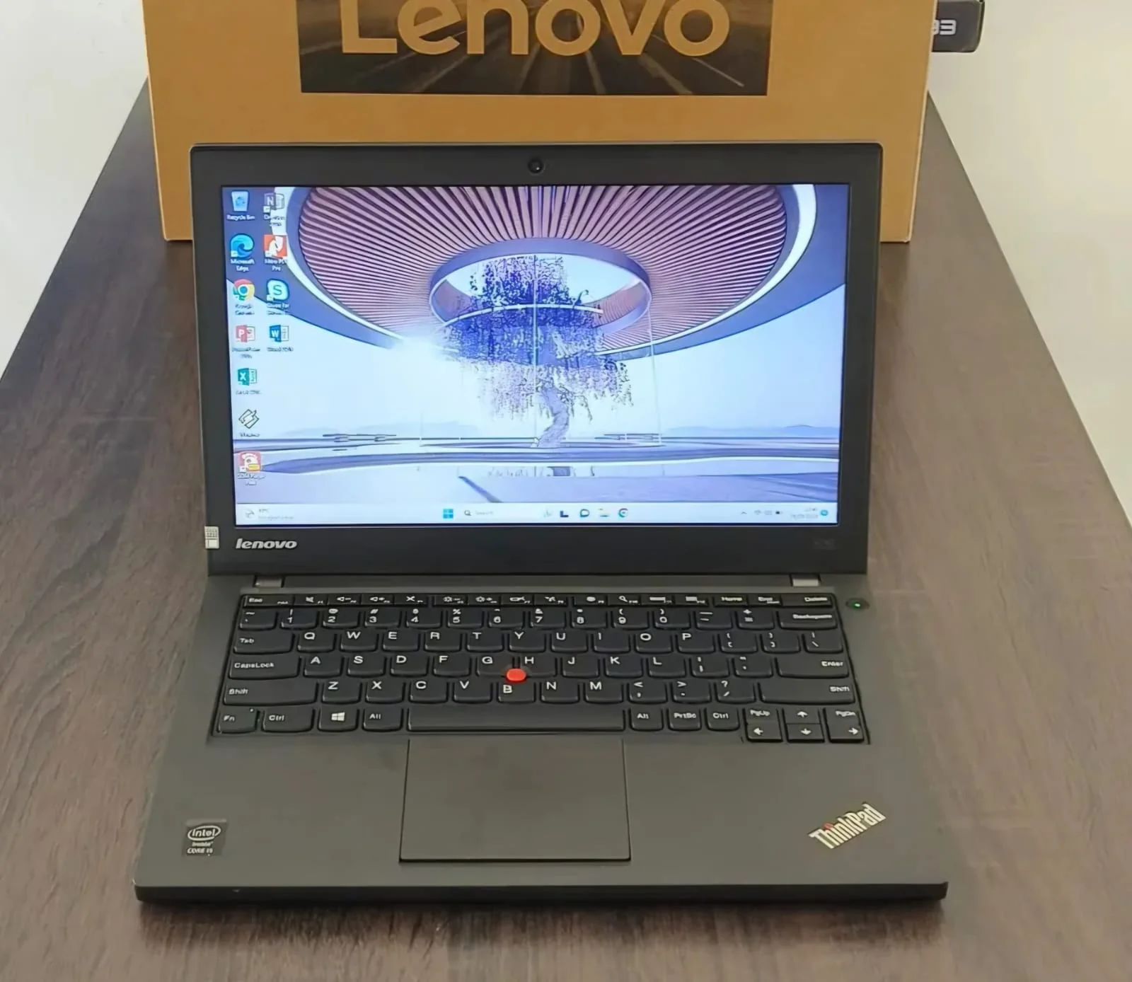 Lenovo ThinkPad X250 | Intel Core i5 (5th Generation) | 8GB | 256GB SSD