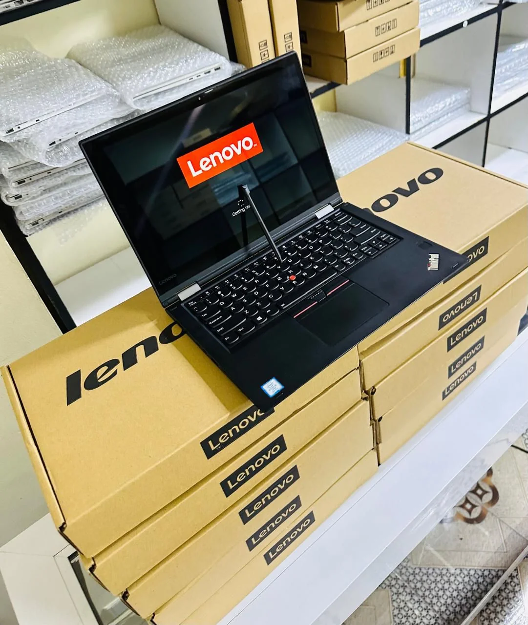 Lenovo ThinkPad Yoga | Intel Core i5 - 7th Generation | 8GB | 256GB SSD